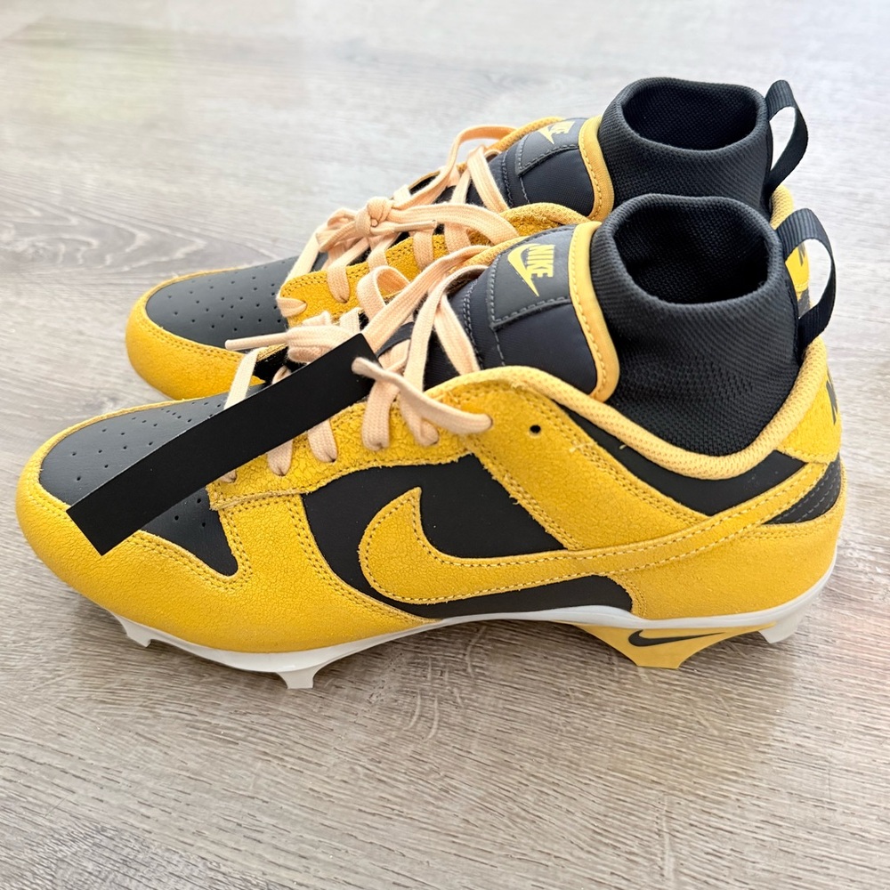 Nike Alpha Menace 4 Dunk SE 'Anthracite Solar Flare' HV6925-001